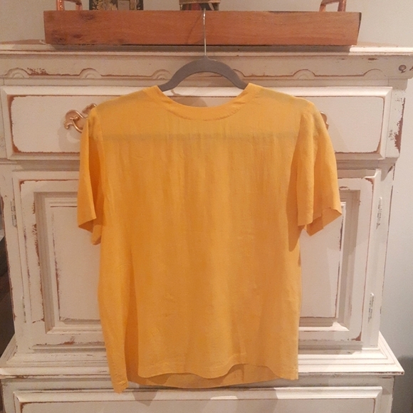 Tops - VINTAGE Silk top